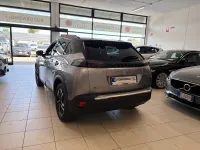Usata Peugeot e-2008 GT 56 kW (77 CV) 2023 Grigio SUV