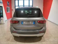 Usata Mercedes GLB180 Business 116 CV (85 kW) 2022 Grigio SUV