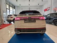 Usata VW Taigo R-line 110 CV (80 kW) 2023 Beige SUV
