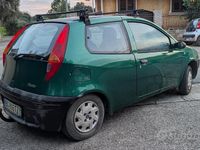 Usata Fiat Punto 60 CV (44 kW) 1999 Verde Berlina
