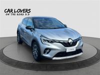 Usata Renault Captur Techno 101 CV (74 kW) 2023 Grigio chiaro SUV