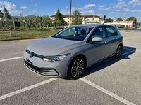 Usata VW Golf VIII Life 110 CV (80 kW) 2020 Berlina
