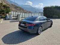 Usata Alfa Romeo Giulia Super 150 CV (110 kW) 2016 Grigio Berlina