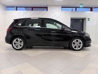 Usata Mercedes B200 136 CV (100 kW) 2019 Nero Utilitaria
