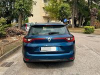 Usata Renault Mégane IV 116 CV (85 kW) 2019 Blu Utilitaria
