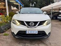 Usata Nissan Qashqai Tekna 110 CV (80 kW) 2015 Bianco SUV