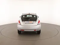 Usata Lancia Ypsilon Gold 70 CV (51 kW) 2022 Grigio Utilitaria