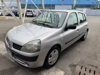 Usata Renault Clio II 58 CV (42 kW) 2005 Grigio Berlina