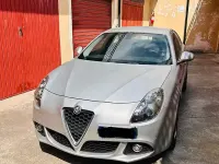 Gebraucht Alfa Romeo Giulietta 120 PS (88 kW) 2014 Grau Kleinwagen
