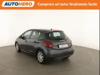 Usata Peugeot 208 Active 82 CV (60 kW) 2017 Grigio Utilitaria