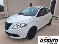 Usata Lancia Ypsilon 69 CV (50 kW) 2014 Bianco Utilitaria