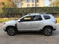 Usata Dacia Duster Prestige 110 CV (80 kW) 2019 Grigio SUV