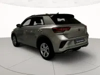 Usata VW T-Roc R-line 110 CV (80 kW) 2023 Pyrit silver metallizzato nero SUV