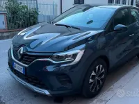 Usata Renault Captur Zen 91 CV (66 kW) 2023 Bluazzurro SUV