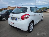 Usata Peugeot 208 68 CV (50 kW) 2014 Bianco Utilitaria