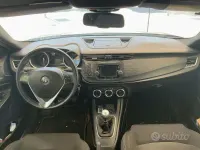 Usata Alfa Romeo Giulietta Super 120 CV (88 kW) 2018 Grigio Utilitaria