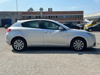 Usata Alfa Romeo Giulietta Super 120 CV (88 kW) 2017 Argento Utilitaria