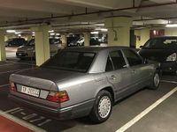 Usata Mercedes E250 90 CV (66 kW) 1987 Berlina