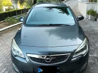 Usata Opel Astra Cosmo 110 CV (80 kW) 2012 Station wagon
