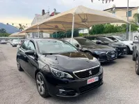 Usata Peugeot 308 102 CV (75 kW) 2019 Nero Berlina