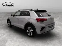 Usata VW T-Roc R-line 150 CV (110 kW) 2024 Grigio SUV