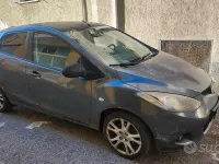 Usata Mazda 2 68 CV (50 kW) 2008 Nero Utilitaria