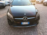 Usata Mercedes A180 Executive 90 CV (66 kW) 2015 Nero Utilitaria