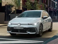 Nouvelle VW Golf VIII R-line Plus 150 ch (110 kW) 2026 Bleue Berline