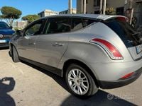 Usata Lancia Delta Gold 120 CV (88 kW) 2013 Grigio Utilitaria