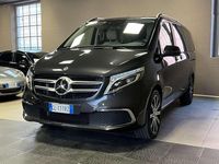 Usata Mercedes V300 Premium 237 CV (174 kW) 2022 Grigio Monovolume