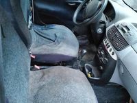 Usata Fiat Punto 90 CV (66 kW) 2003 Utilitaria