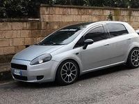 Usata Fiat Grande Punto 90 CV (66 kW) 2006 Grigio Utilitaria