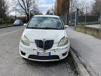 Gebraucht Lancia Musa 77 PS (56 kW) 2012 Weiß Van / Kleinbus