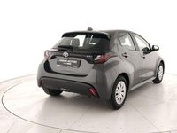 Usata Toyota Yaris Hybrid Active 92 CV (67 kW) 2025 Grigio Berlina