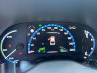 Usata Toyota Yaris Hybrid Lounge 130 CV (95 kW) 2023 Grigio Berlina