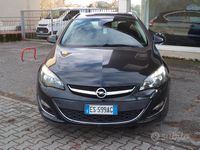 Usata Opel Astra Cosmo 110 CV (80 kW) 2013 Nero Station wagon