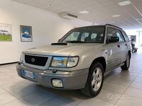 Usata Subaru Forester 170 CV (125 kW) 1999 Grigio SUV