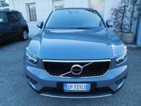 Usata Volvo XC40 Momentum 197 CV (144 kW) 2020 Grigio SUV