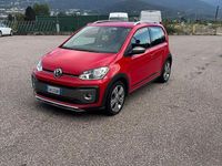 Begagnad VW up! 60 HK (44 kW) 2019 Röd Halvkombi