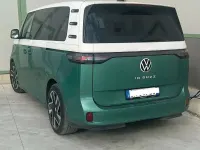 Begagnad VW ID. Buzz Pro 150 kW (204 HK) 2023 Grön Minibuss