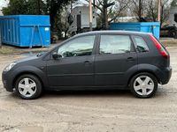 Usata Ford Fiesta 73 CV (53 kW) 2004 Utilitaria