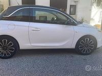 Usata Opel Adam 87 CV (63 kW) 2015 Utilitaria