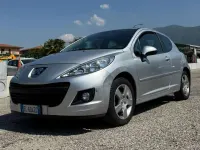 Usata Peugeot 207 Allure 120 CV (88 kW) 2012 Argento Berlina