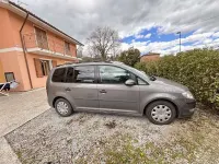 Usata VW Touran Highline 105 CV (77 kW) 2010 Grigio Monovolume
