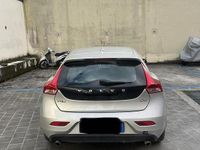 Gebraucht Volvo V40 190 PS (139 kW) 2015 Grau Limousine