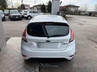 Usata Ford Fiesta 60 CV (44 kW) 2016 Bianco Berlina