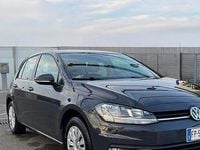 Usata VW Golf VII SE 105 CV (77 kW) 2018 Nero Utilitaria