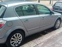 Usata Opel Astra 101 CV (74 kW) 2004 Grigio Utilitaria