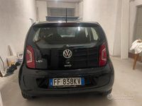 Usata VW up! 60 CV (44 kW) 2016 Nero Utilitaria