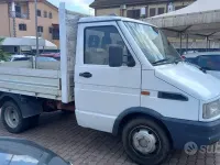 Usata Iveco Daily 86 CV (63 kW) 1999 Bianco
